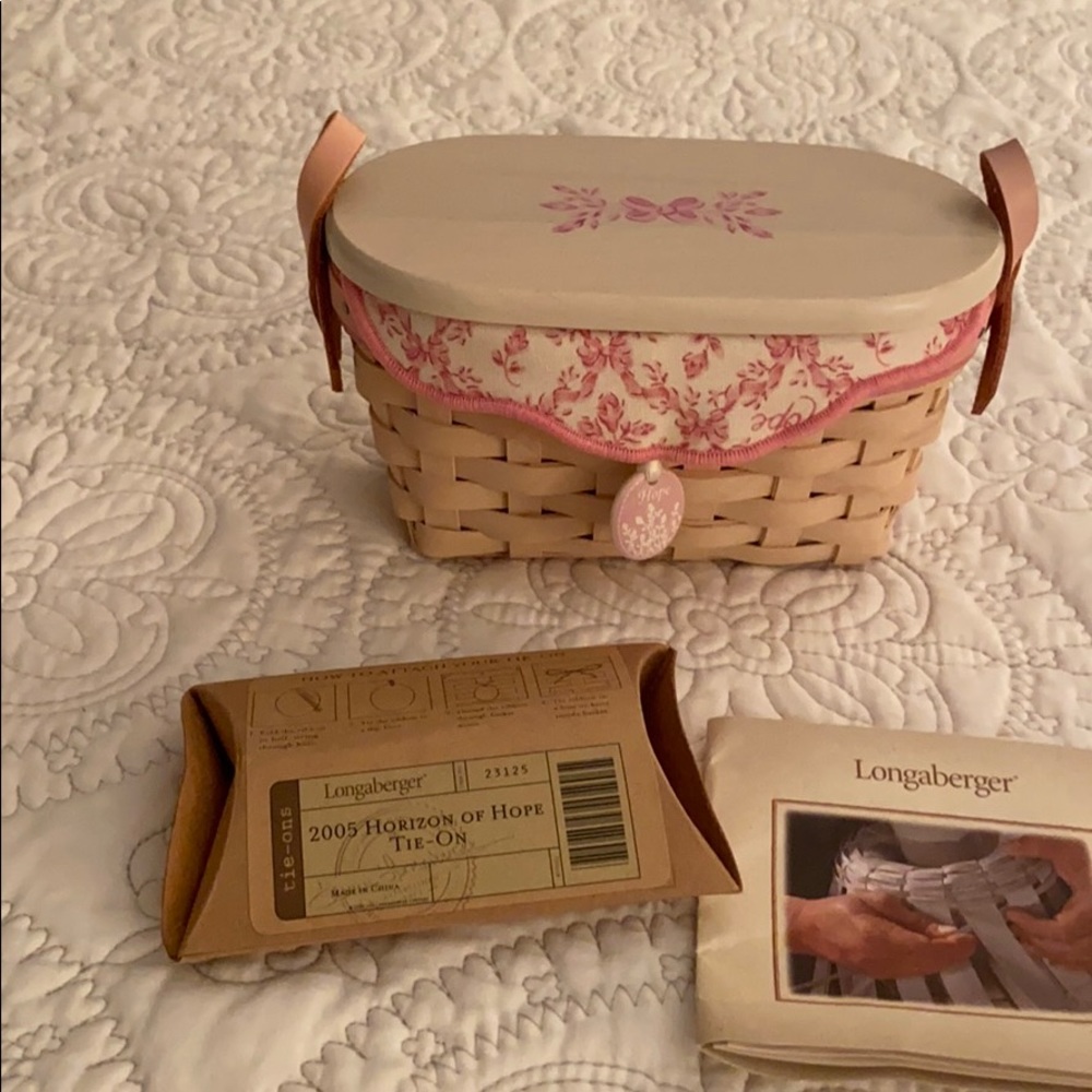 2005 Longaberger Horizon of Hope Basket